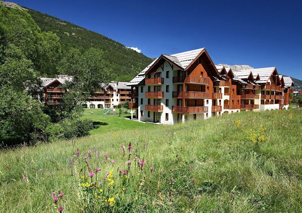 Residence Pierre & Vacances L'Alpaga Ла-Саль-лез-Альп Экстерьер фото