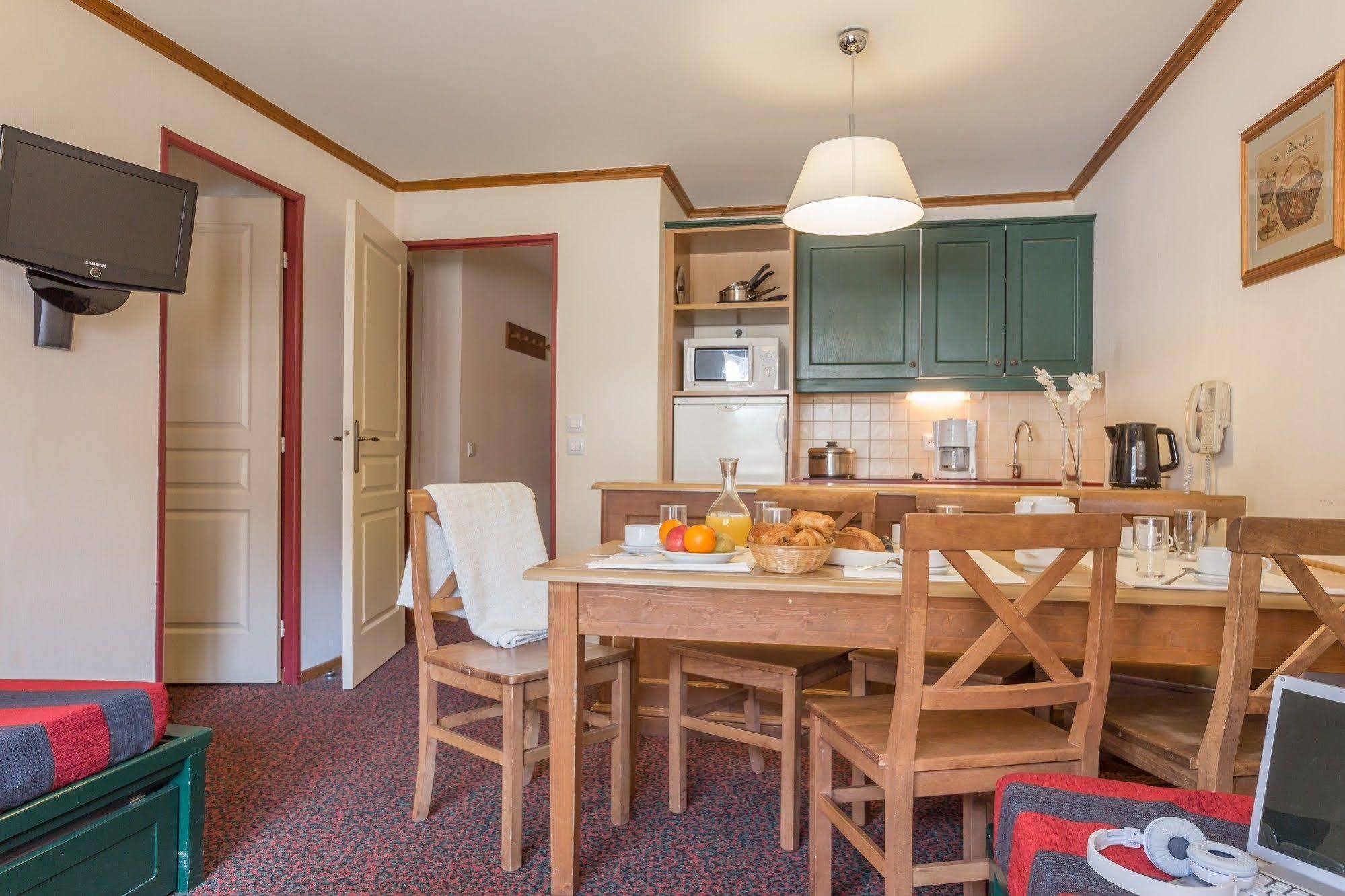 Residence Pierre & Vacances L'Alpaga Ла-Саль-лез-Альп Экстерьер фото